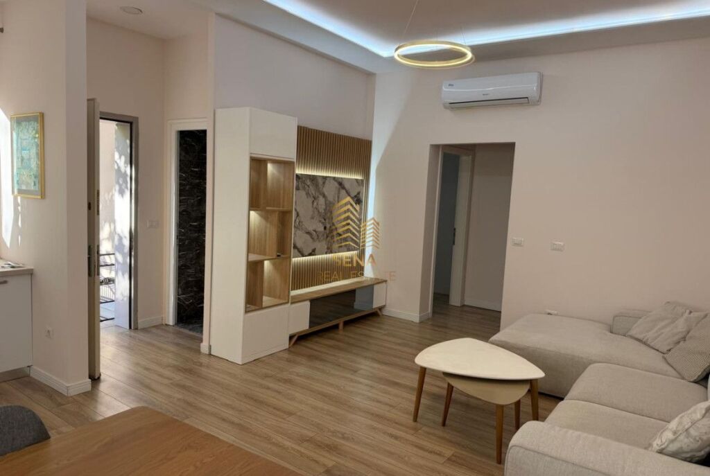 Qira, Apartament 2+1+2+Post Parkimi, Kinostudio, 55.000 Leke/muaj
