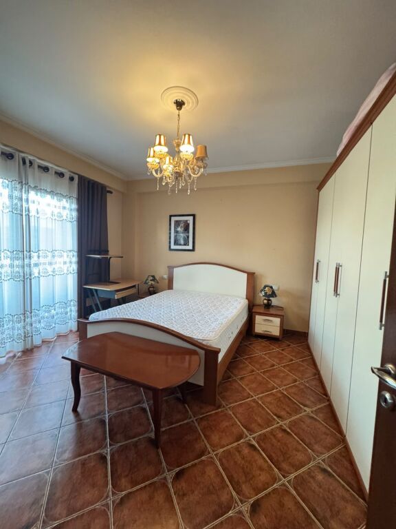 Apartament per qera 2+1+2 te Pallati me Shigjeta