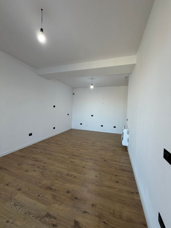 SHITET APARTAMENT 2+1 ME HIPOTEK - Paskuqan