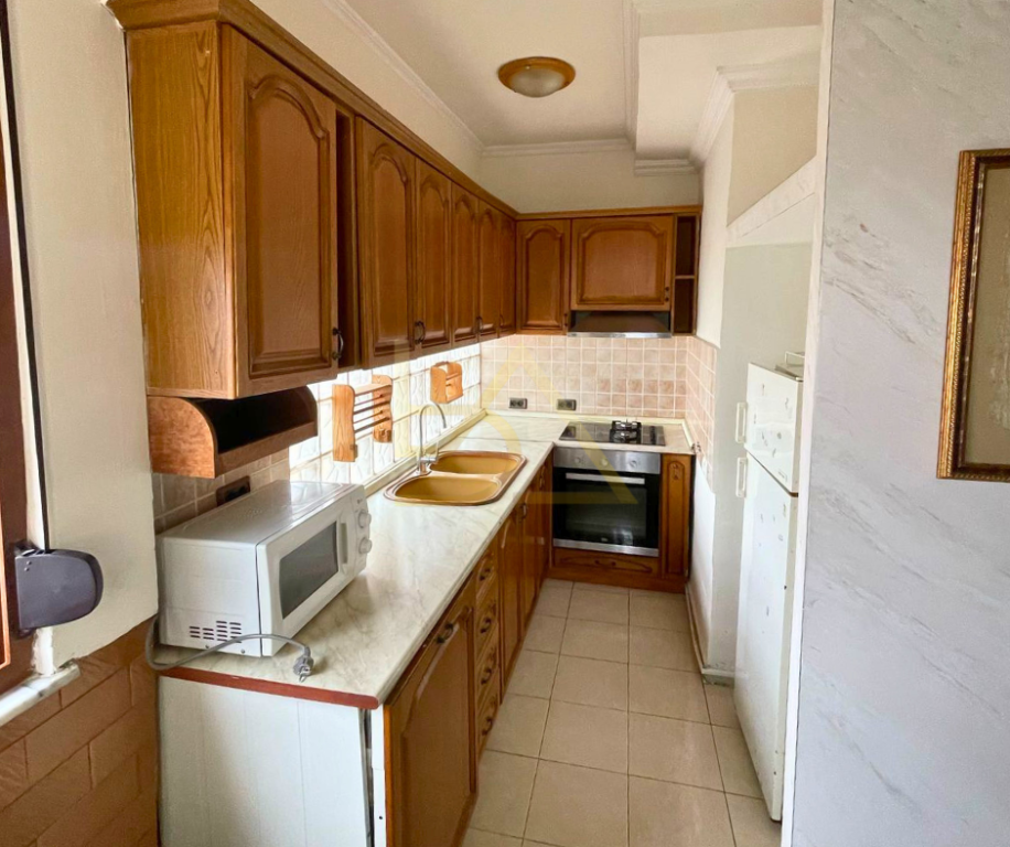 JEPET ME QIRA APARTAMENT 2+1 – ALI DEMI, TIRANË
