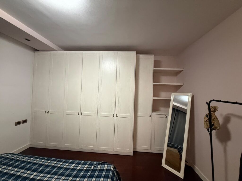 APARTAMENT 1+1 ME QIRA, PERBALLE AMBASADES AMERIKANE, TIRANE!