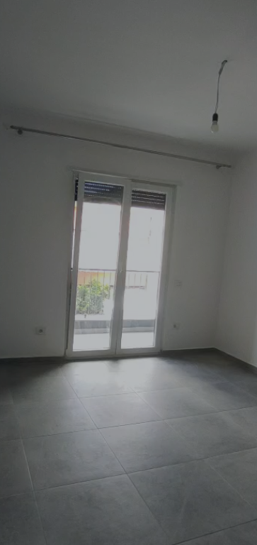 Affitto | Apartament 2 + 1 | Kamëz | 350 €/mese