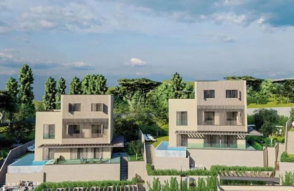 VILLA IN VENDITA 3+1+3+PISCINA SWAN LAKE 700.000 EURO FH-99762
