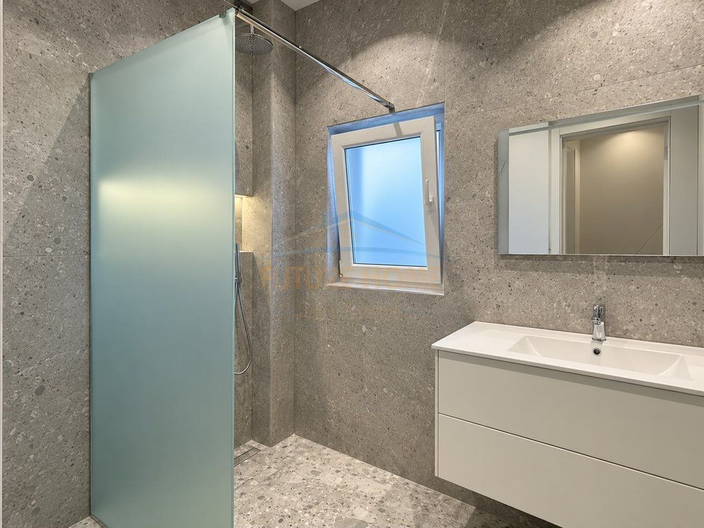 Shitet, Apartament 1+1, Garda