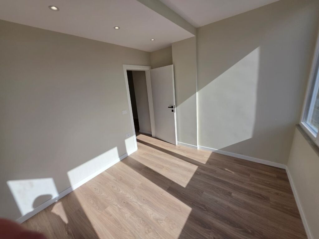 APARTAMENT 1+1 PËR SHITJE – KOMUNA E PARISIT