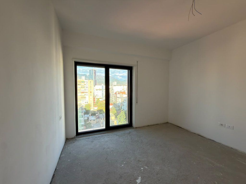 Rruga e Kavajes, Shesim Apartament 3+1 560,000 €