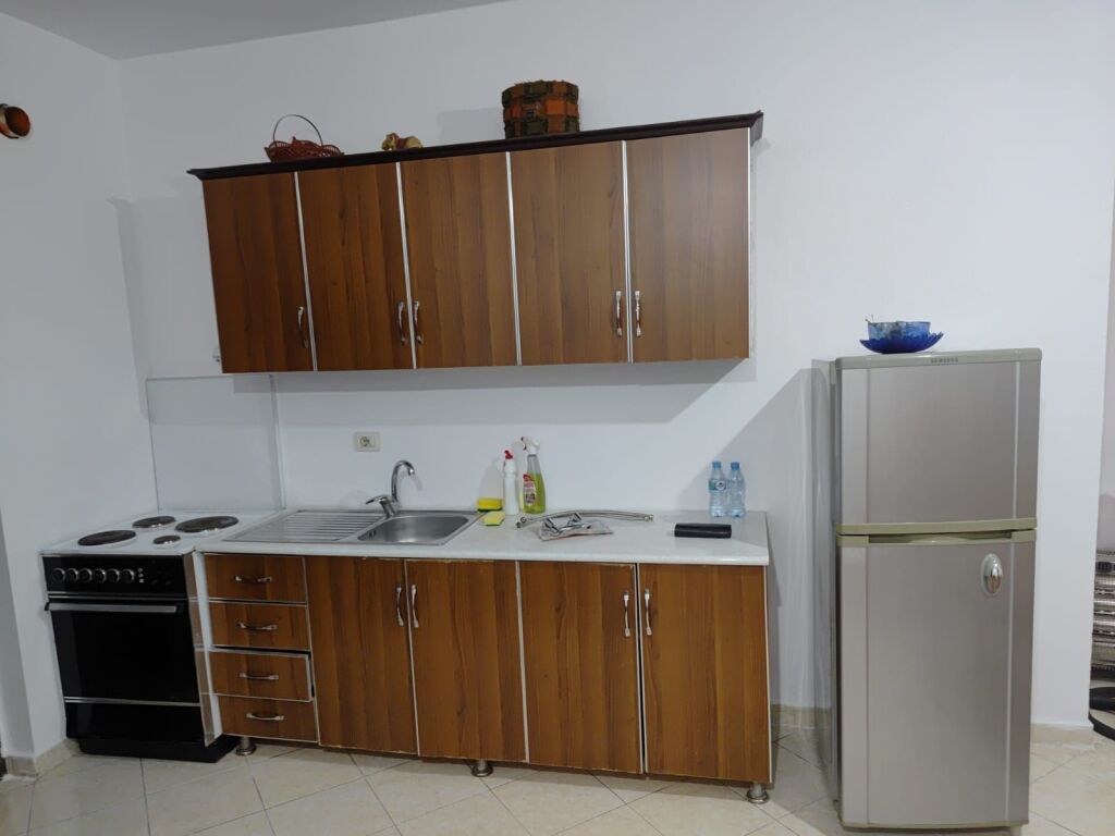 Qera | Garsoniere | Terminali | 300 €/muaj