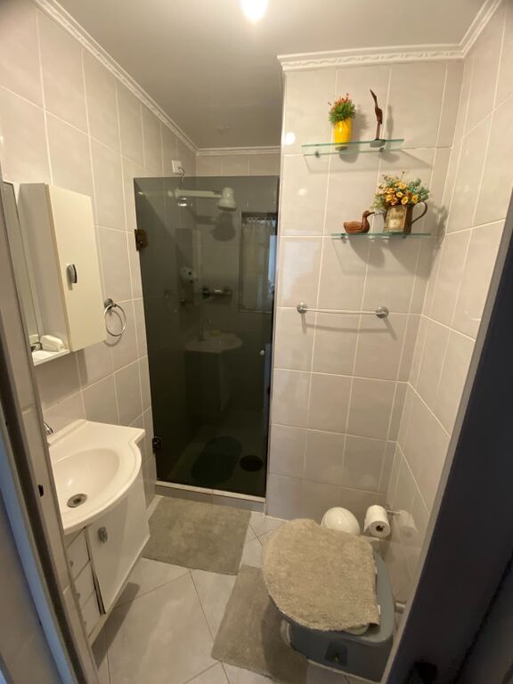 Myslym Shyri, jepet me qera apartament 1+1.