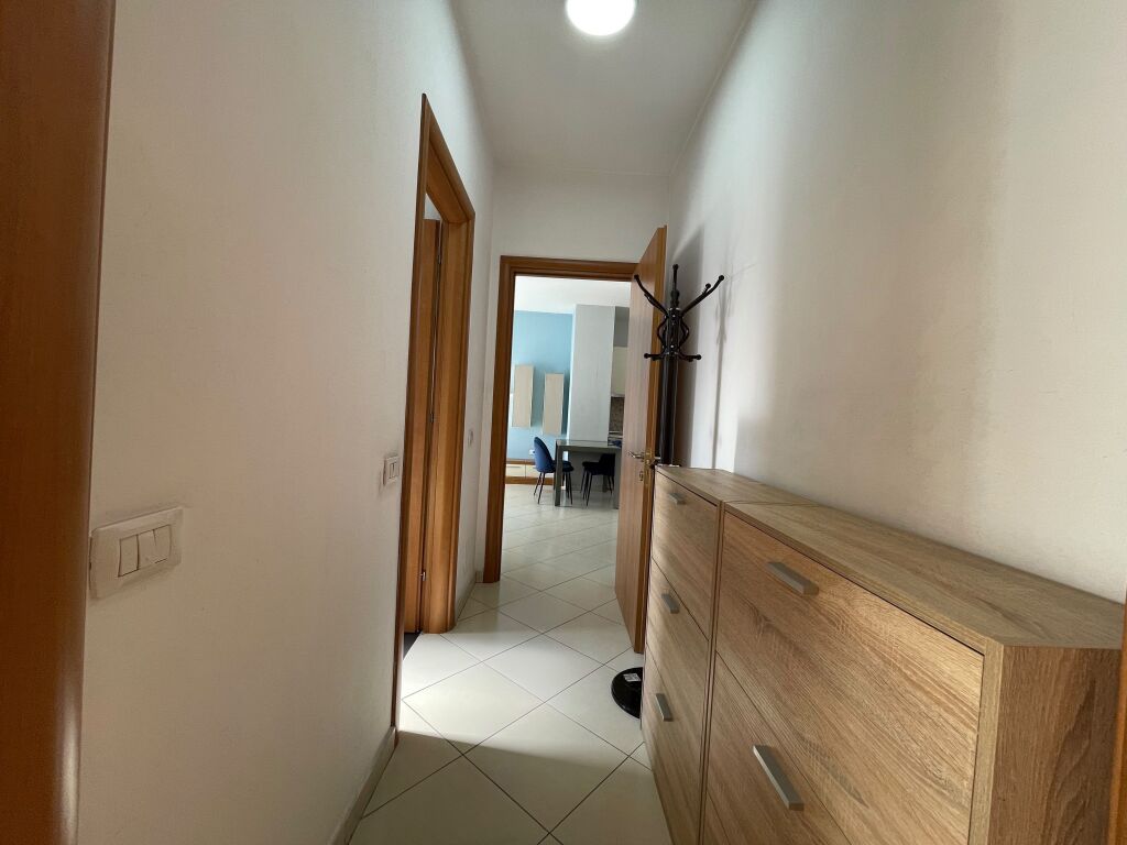 Jepet Me Qera Apartament 1+1+1 Ballkon