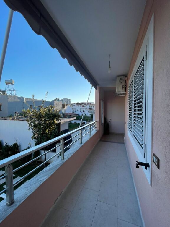Si affitta il secondo piano di una casa privata 1+1 a Ish Kënete, Durrës!