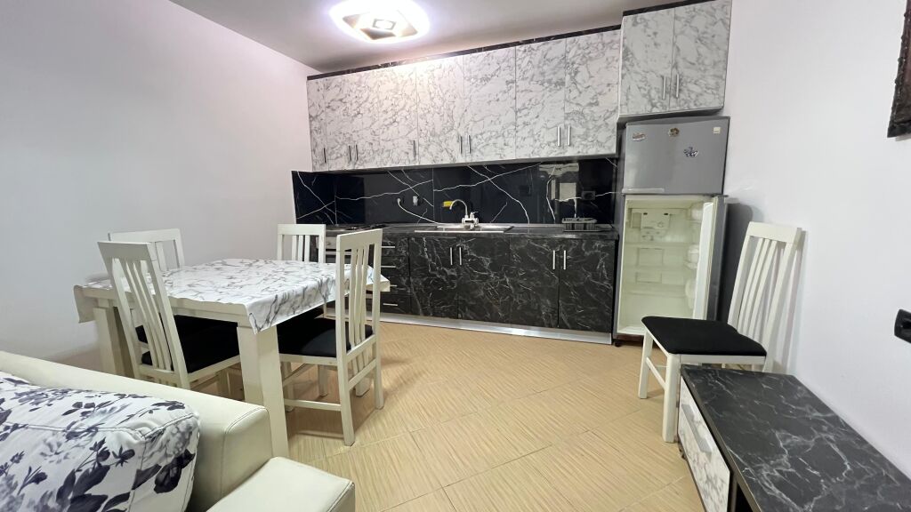 SHITET APARTAMENT 1+1 TEK ALI DEMI, TIRANË!