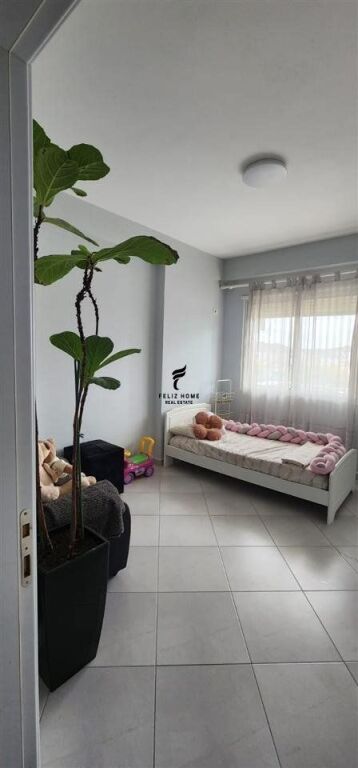 SHITET APARTAMENT 2+1 YZBERISHT 14.000.000 LEKE FH-99721