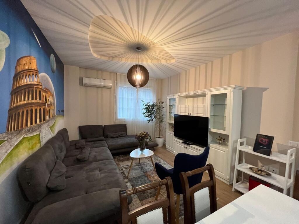 Appartamento 2+1 in vendita vicino all'hotel Radison