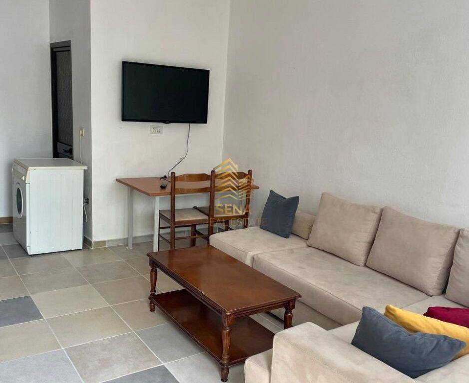 In affitto, Ingresso privato 2+1, 5 Maji, 39.000 Lek/mese
