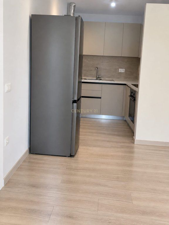 2+1 Apartment WITH PARKING SPACE for Rent | Behind Piaca, Tirana 600 € /Month