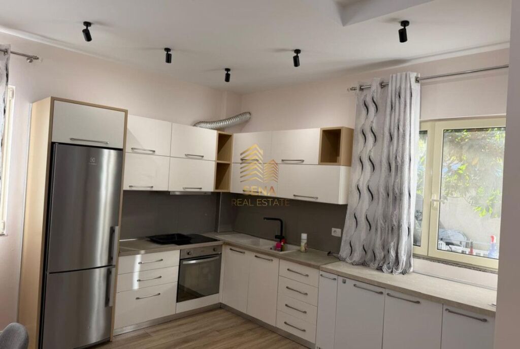 Qira, Apartament 2+1+2+Post Parkimi, Kinostudio, 55.000 Leke/muaj