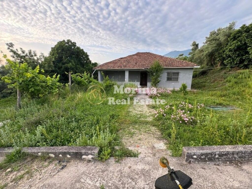 Shitje | Tokë +Truall +Banese | Farkë | 345000 €