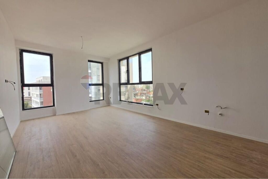 Apartament 2+1 Për Shitje - Rruga Jordan Misja, Tiranë