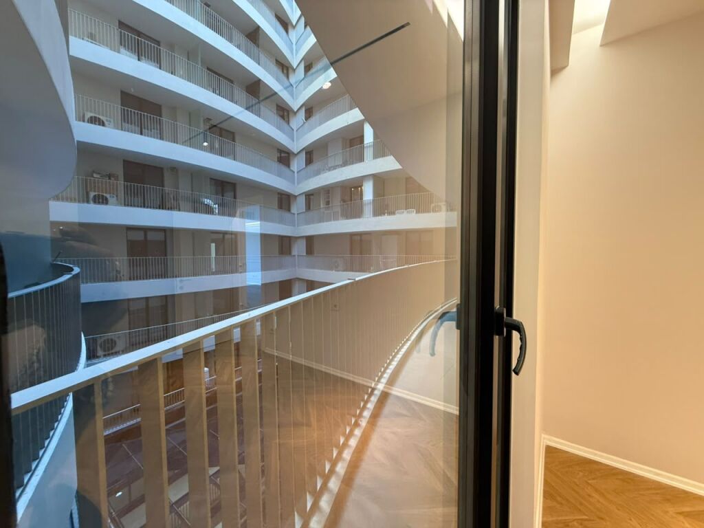 LOCALE PER UFFICI IN AFFITTO GOLDEN TOWER, MINE PEZA( 530581008-173)