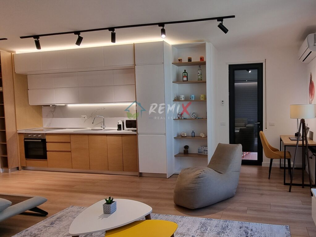 🏡 APPARTAMENTO 2+1 IN AFFITTO – EDIFICIO DI 27 PIANI, DURRËS 🔑