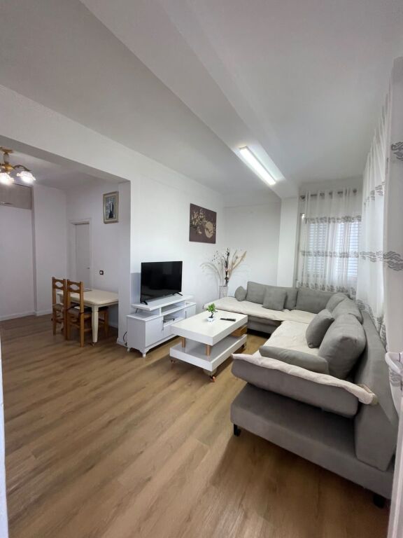 Si affitta il secondo piano di una casa privata 1+1 a Ish Kënete, Durrës!