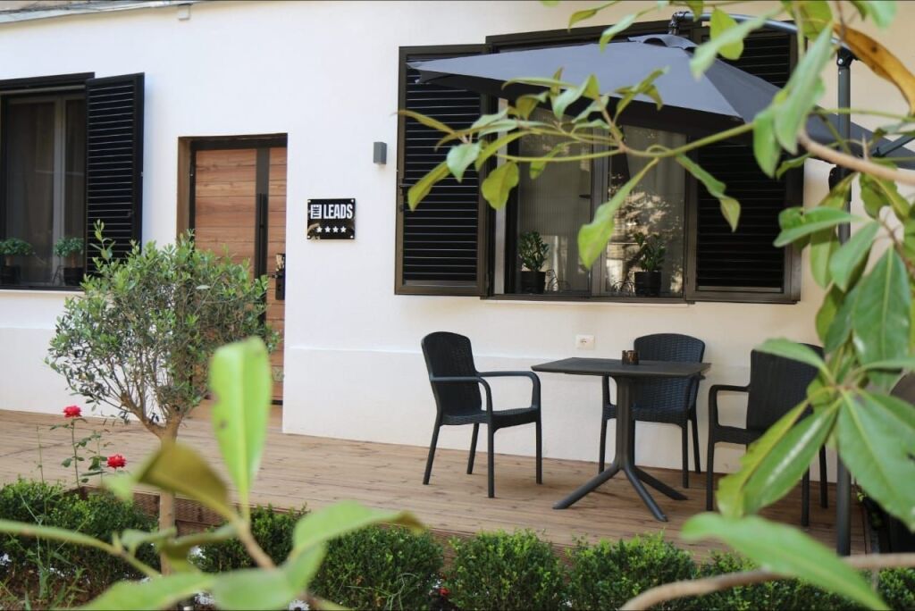 🏡 2 STUDIO APARTMENTS FOR SALE – 21 DHJETORI, TIRANA