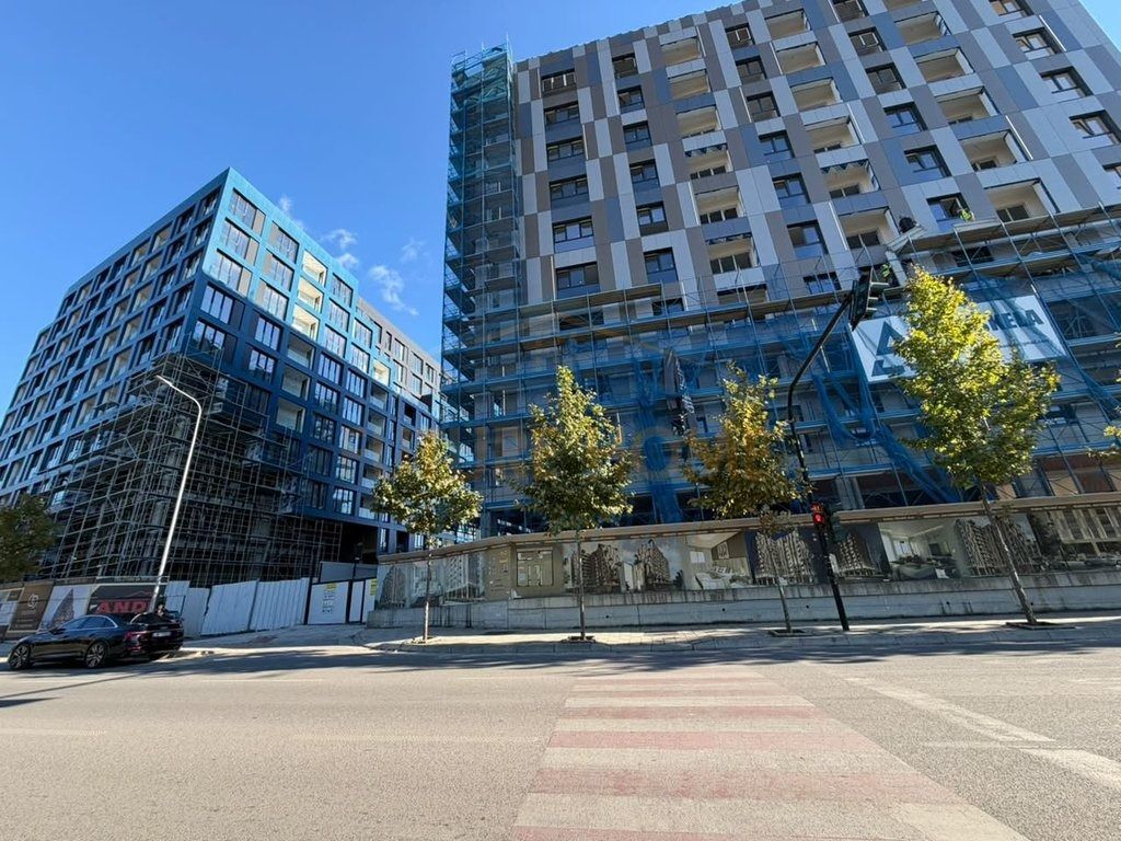 In vendita, appartamento 1+1, Brryli, Tirana.