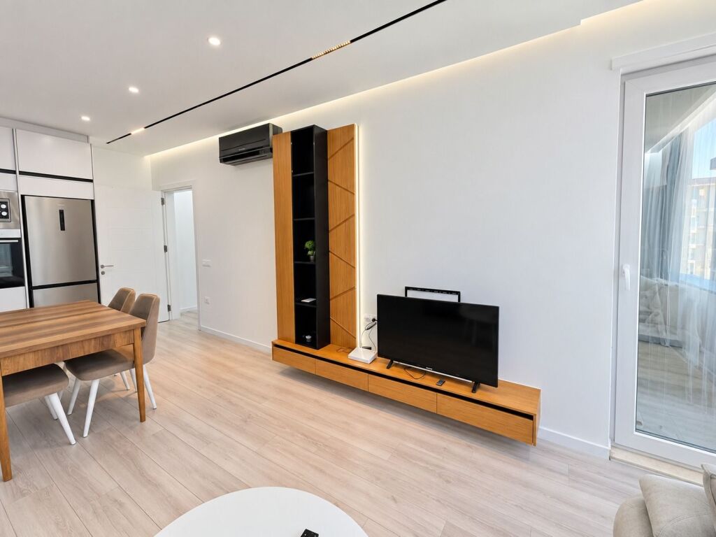 For rent, 1+1 apartment, Univers City, Tirana