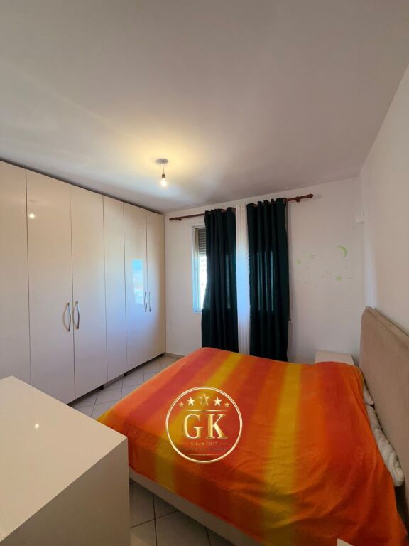 APPARTAMENTO 2+1 IN VENDITA CON BALCONE MERCATO INDUSTRIALE DURRES