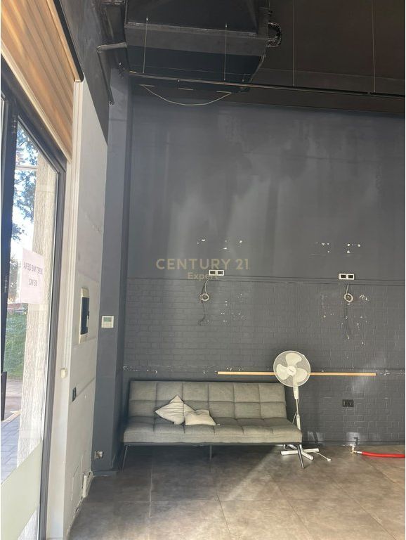 COMMERCIAL UNIT FOR RENT – AT THE NEW CHINESE EMBASSY - FORMER PARK