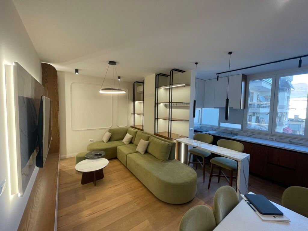 Apartamenti 2+1 tek Ish Stacioni i Trenit