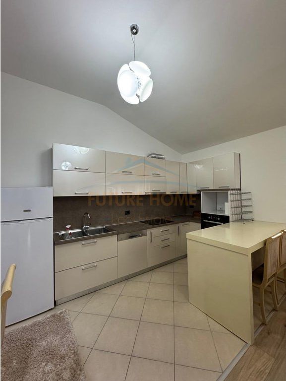 Rent, Apartment 2+1+2, Fresk