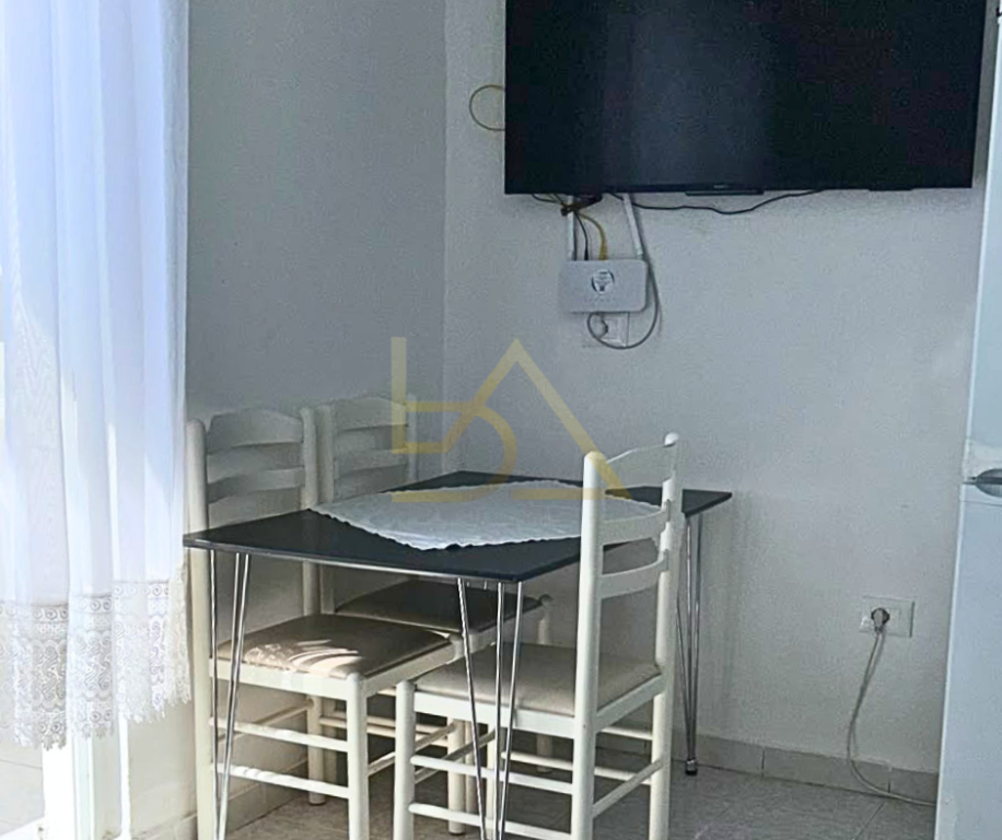 APPARTAMENTO 1+1 IN AFFITTO – QUARTIERE 13, SPIAGGIA, DURRËS