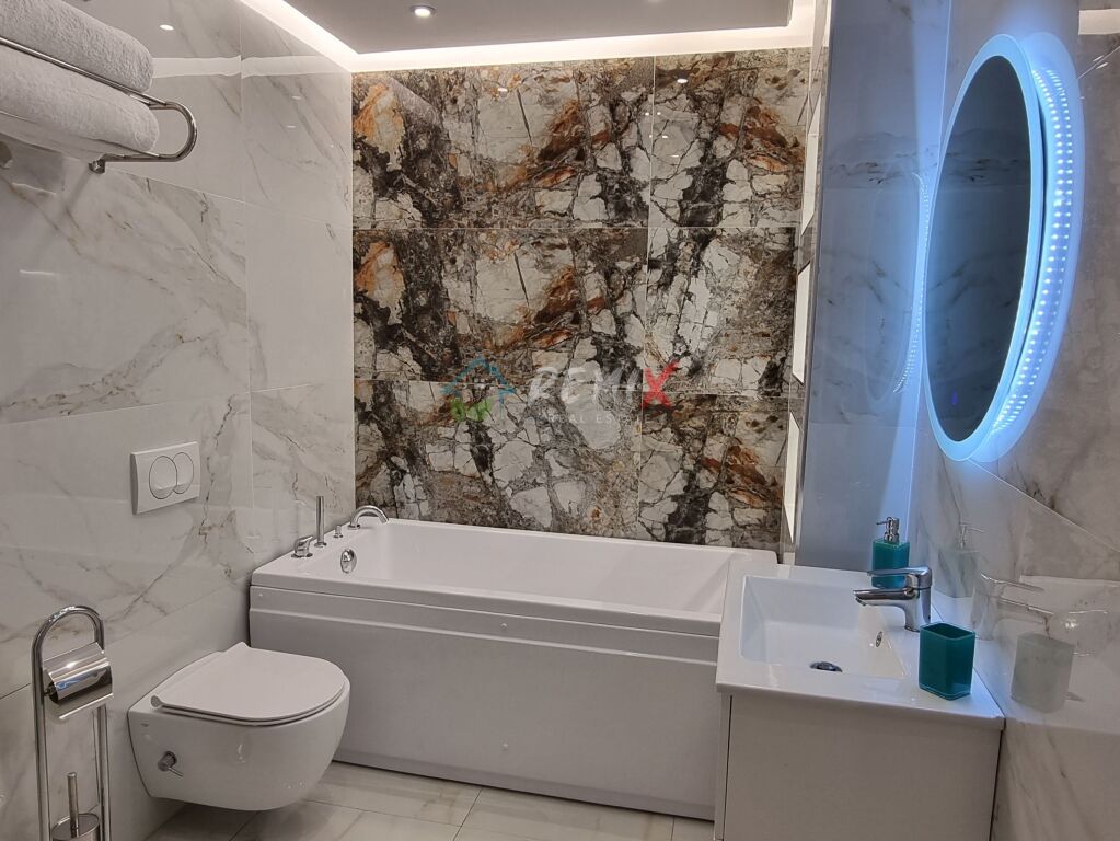 🏡 APPARTAMENTO 2+1 IN AFFITTO – EDIFICIO DI 27 PIANI, DURRËS 🔑