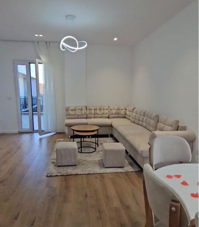 2+1+2 APARTMENT WITH BALCONIES, FOR RENT, EMERALD CENTER – 5 MAJ