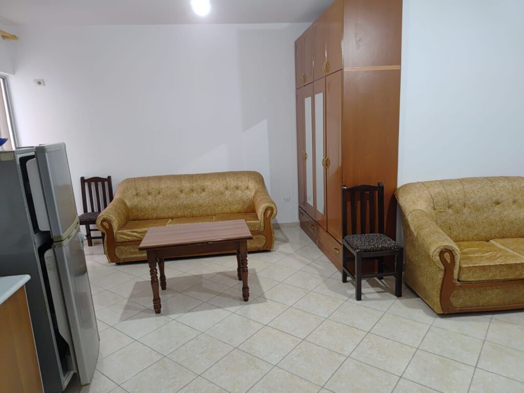 Qera | Garsoniere | Terminali | 300 €/muaj