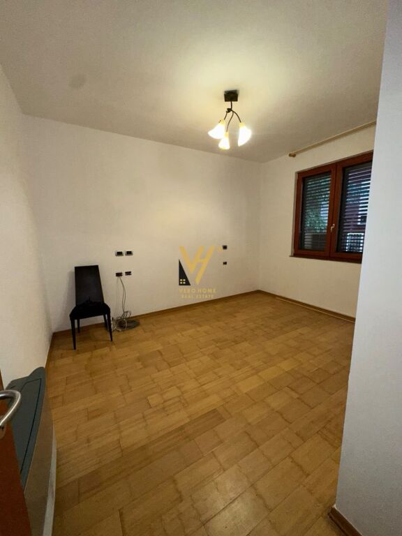 3+1+2+BLK ENTRANCE FOR RENT AT LIQENI I THATE 90,000 LEKE