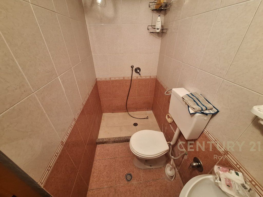 Gazonjere Për Shitje në Shkemb te Kavajes - 48,000€ | 31.3 m²