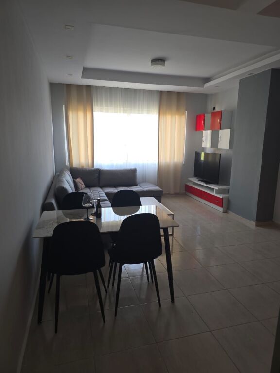 1+1 in affitto ad Astir