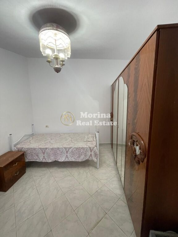 Rent | Shtëpi private 1 + 1 | Komuna Parisit | 300 €/month