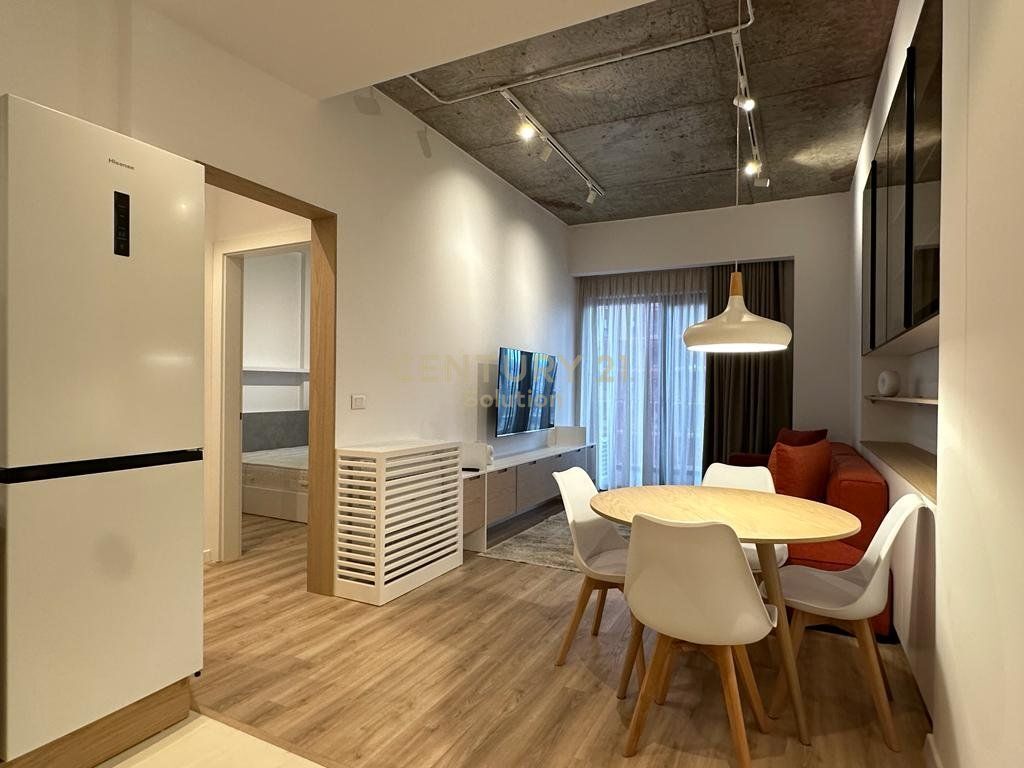 JEPET ME QIRA APARTAMENT MODERN 1+1 TEK GARDEN BUILDING !