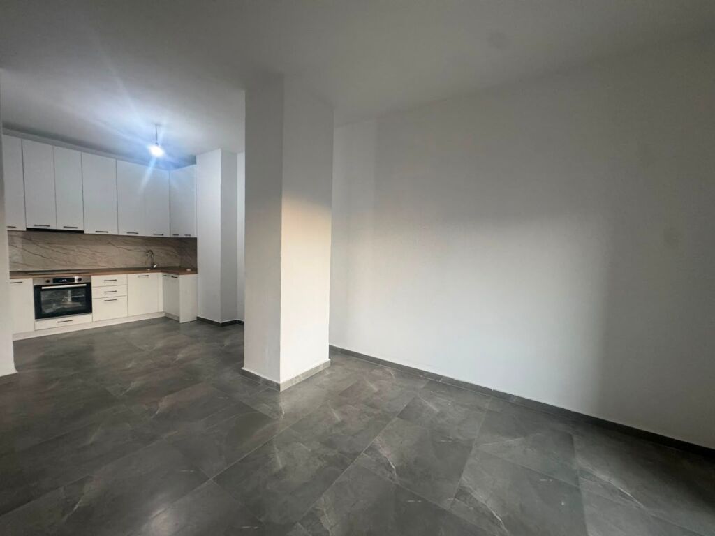 Qera, Apartament 2+1+2, Fusha Aviacionit, Tirane