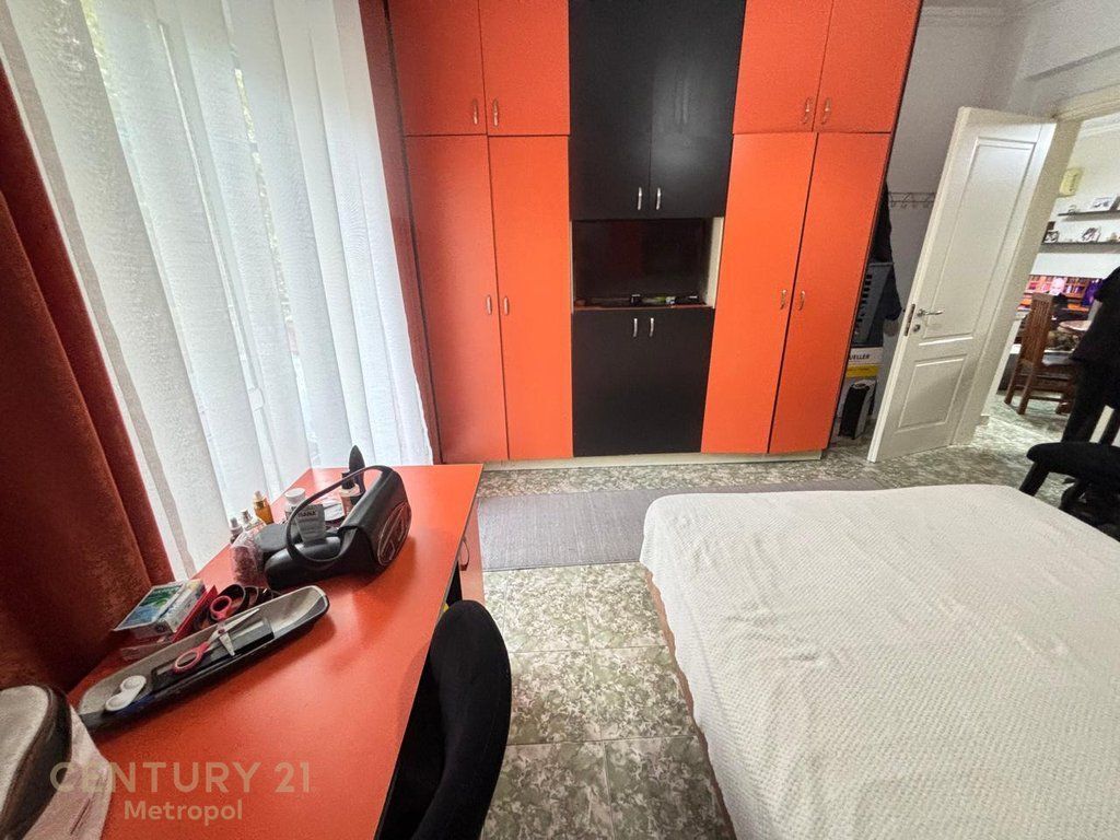 2+1 APARTMENT FOR SALE ON Dritan Hoxha STREET 150,000 €