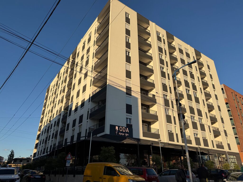 Shitet Apartament 2+1 me Post Parkimi - Paskuqan, Platinium Residence