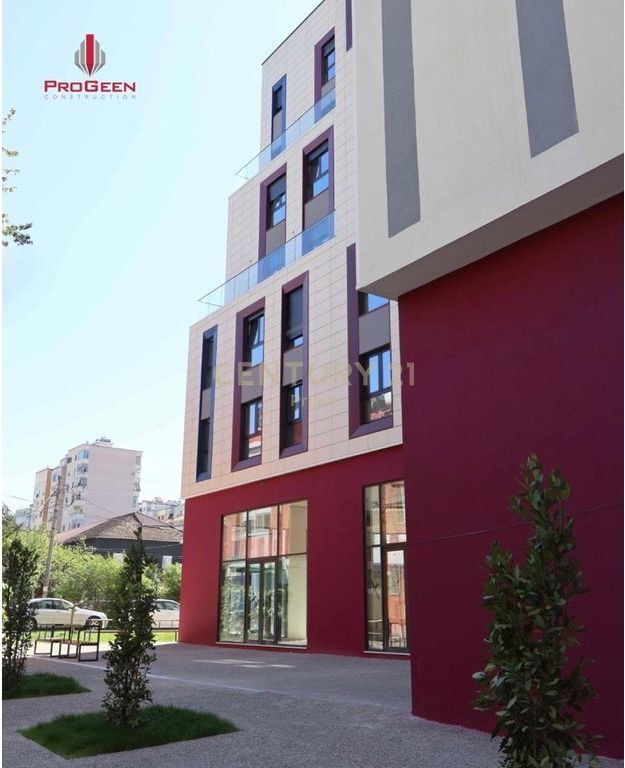 Apartment for Sale: 3+1+2 Apartment – ​​Komuna e Parisit