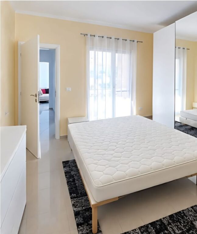 2+1+2 APARTMENT FOR RENT – NEAR THE BOULEVARD!