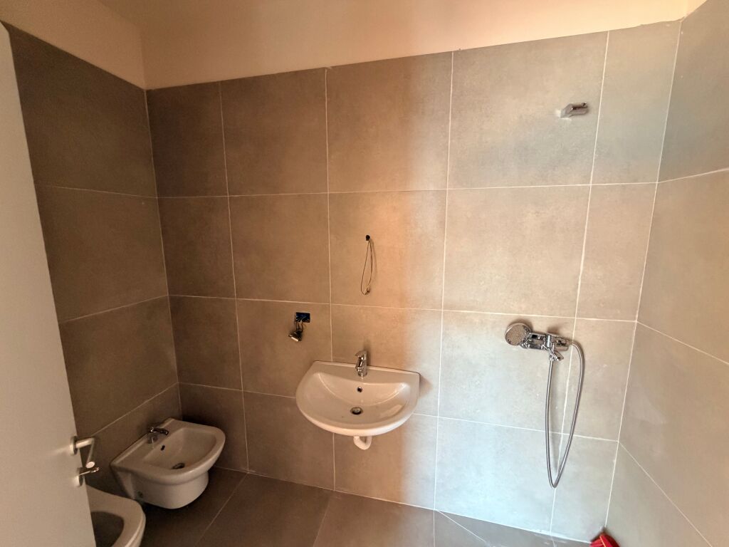 Shitet Apartament 2+1+2 Paralel Living 📍Don Bosko