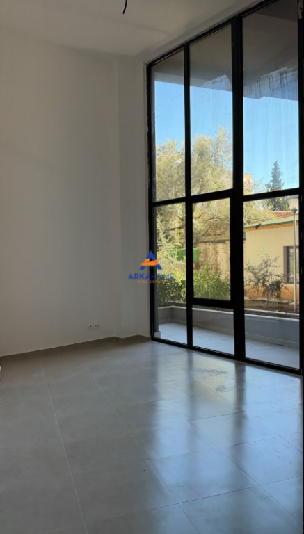 NEGOZIO DUPLEX IN AFFITTO 131M2 "NUOVO BAZAAR" 1000 EURO