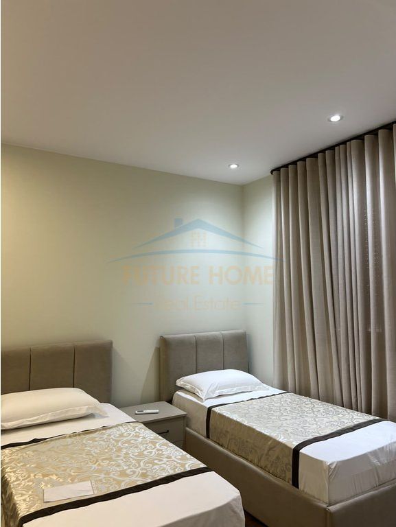 Qera, Apartament 2+1+2 Poste parkimi, Bulevardi Bajram Curri, Tirane