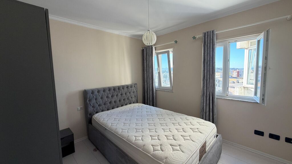 Qera | Apartament 2 + 1 | Rruga Myhedin Llagami | 750€ /muaj